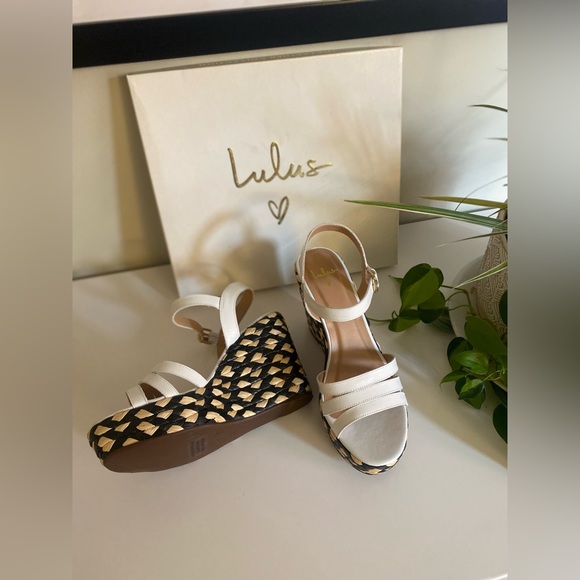 Lulu’s White Nappa Leather Espadrilles Wedges Size 8 NWT - Picture 2 of 11